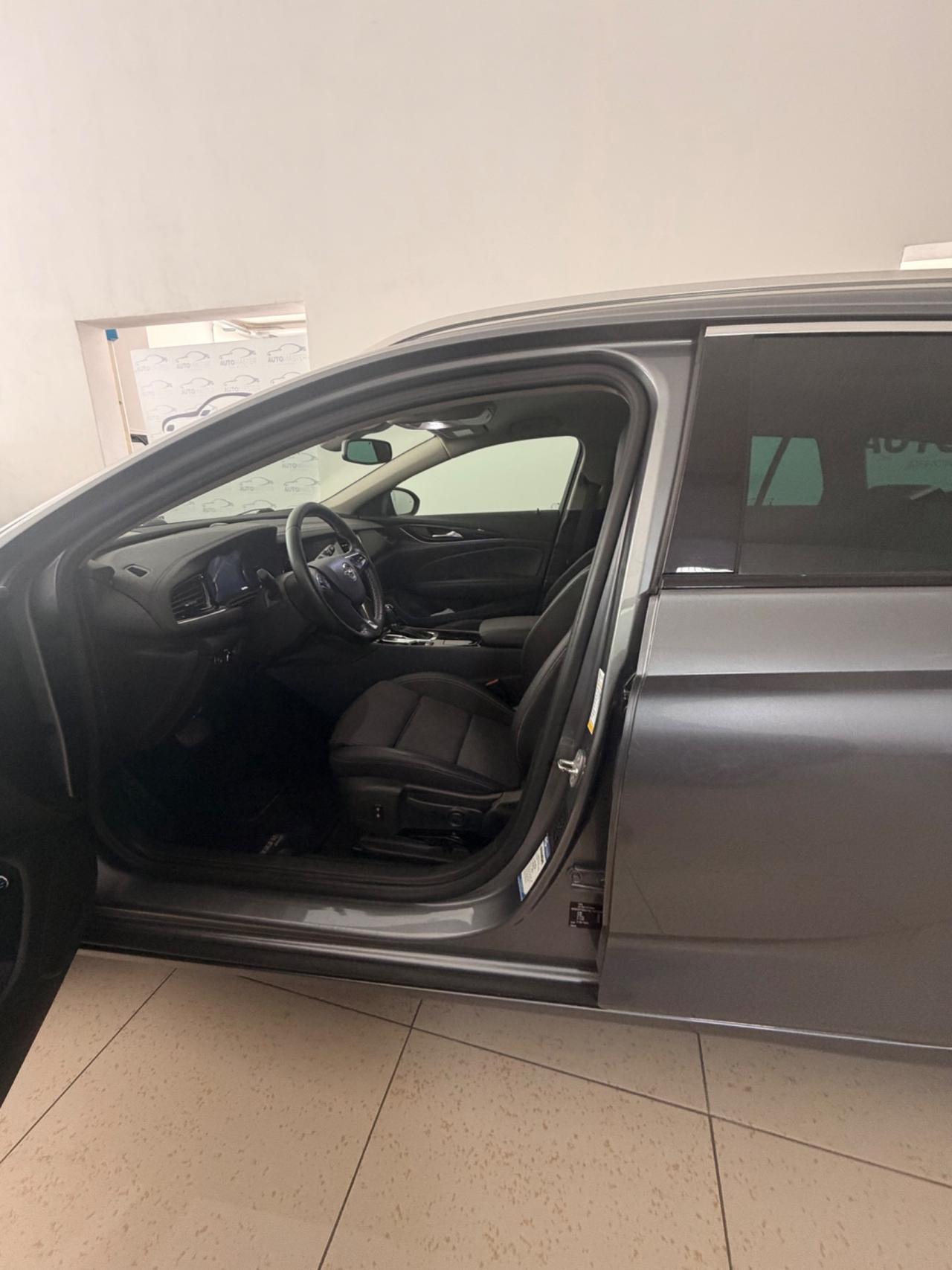 Opel Insignia 1.6 CDTI 136 S&S Sports Tourer Business
