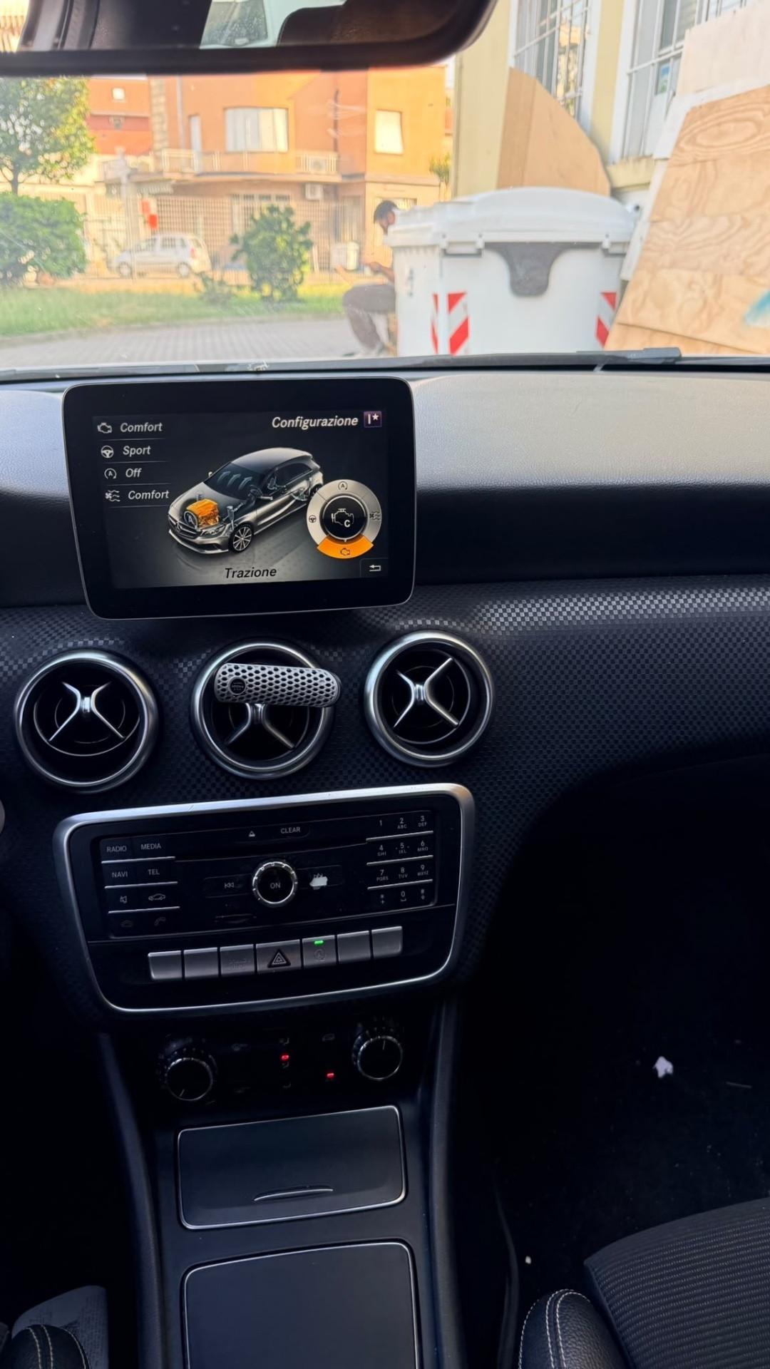 Mercedes-benz A 180 d Automatic Premium