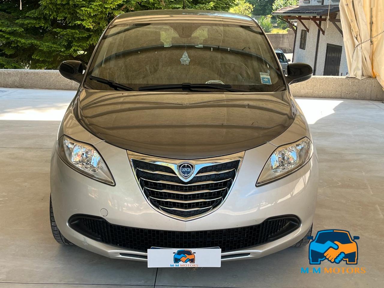 Lancia Ypsilon 5 Porte Ypsilon 1.2 8v Silver ecochic Gpl 69cv