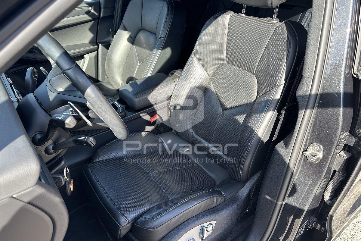 PORSCHE Macan 2.0