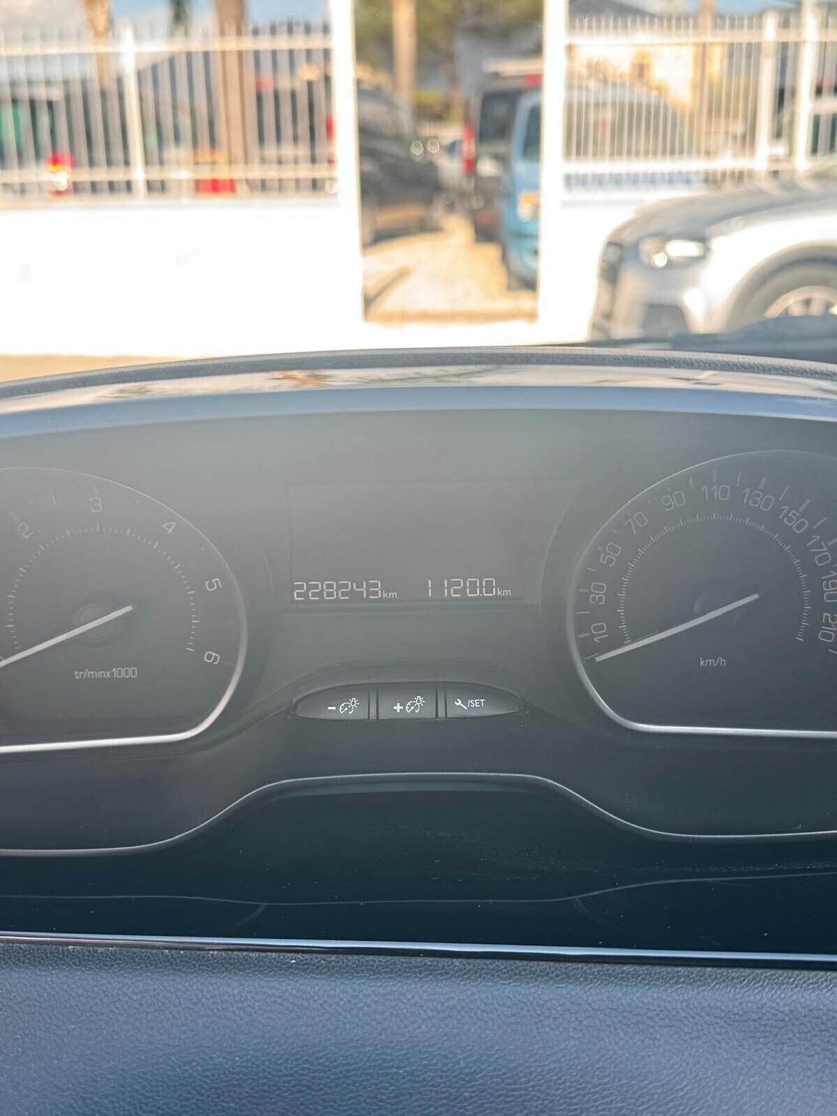 Peugeot 208 diesel 5 porte Active