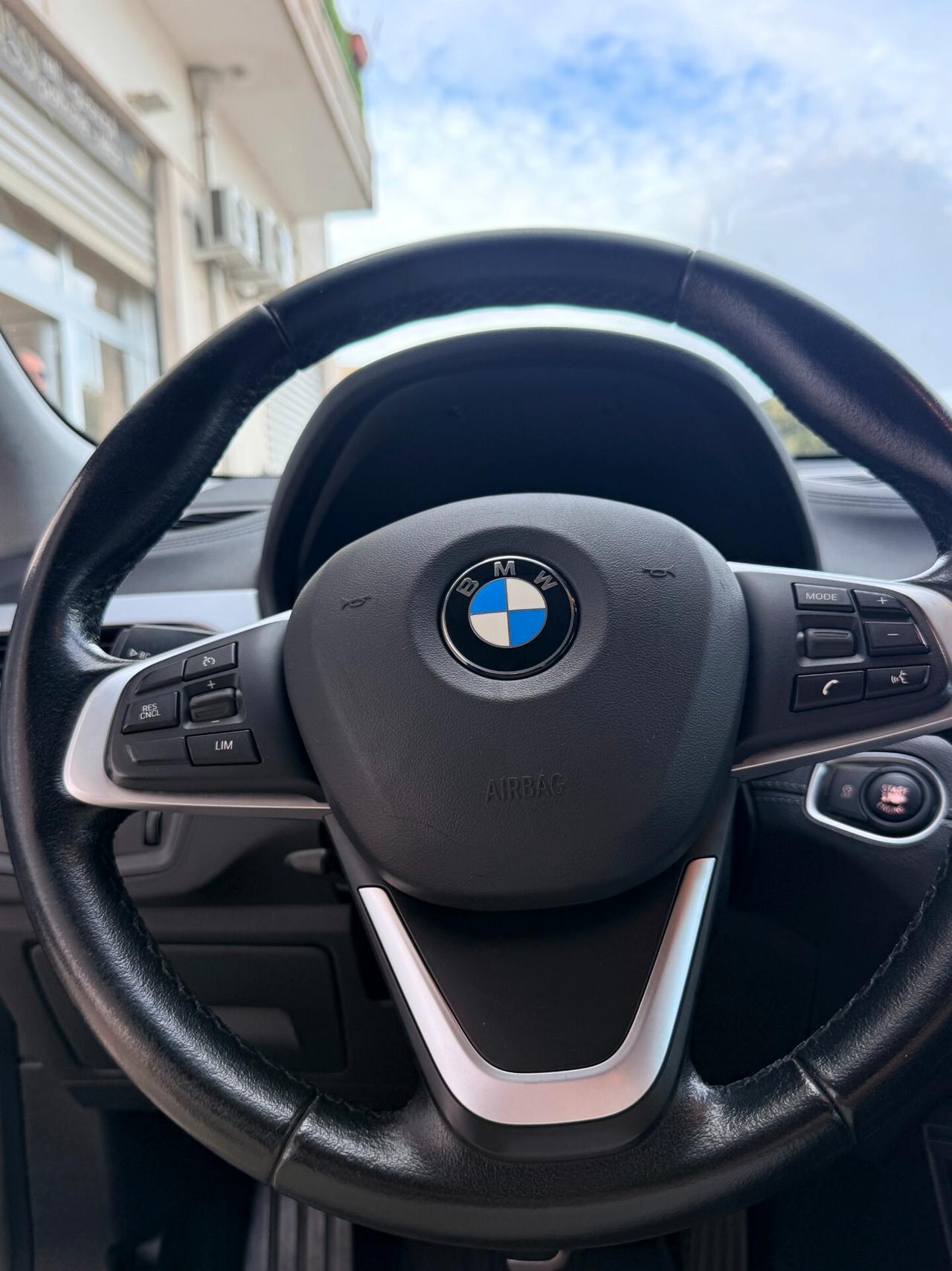 Bmw X2 sdrive18d auto NAVI,ANDROID AUTO,BLUETOOTH,SENSORI DI PARCHEGGIO,BLOCK SHAFT,FULL LED,PORTELLONE AUT