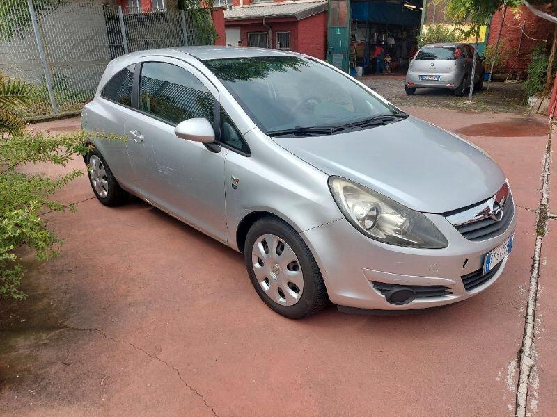 Opel Corsa 1.2 80CV 3 porte GPL-TECH Edition gomme nuove e frizione