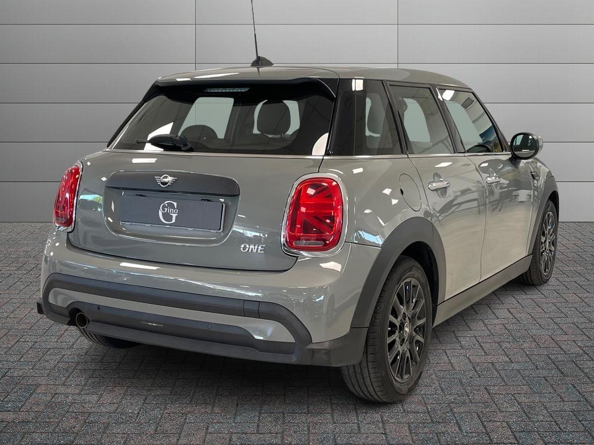 MINI Mini IV F55 2021 5p - Mini 5p 1.5 One Classic 75cv