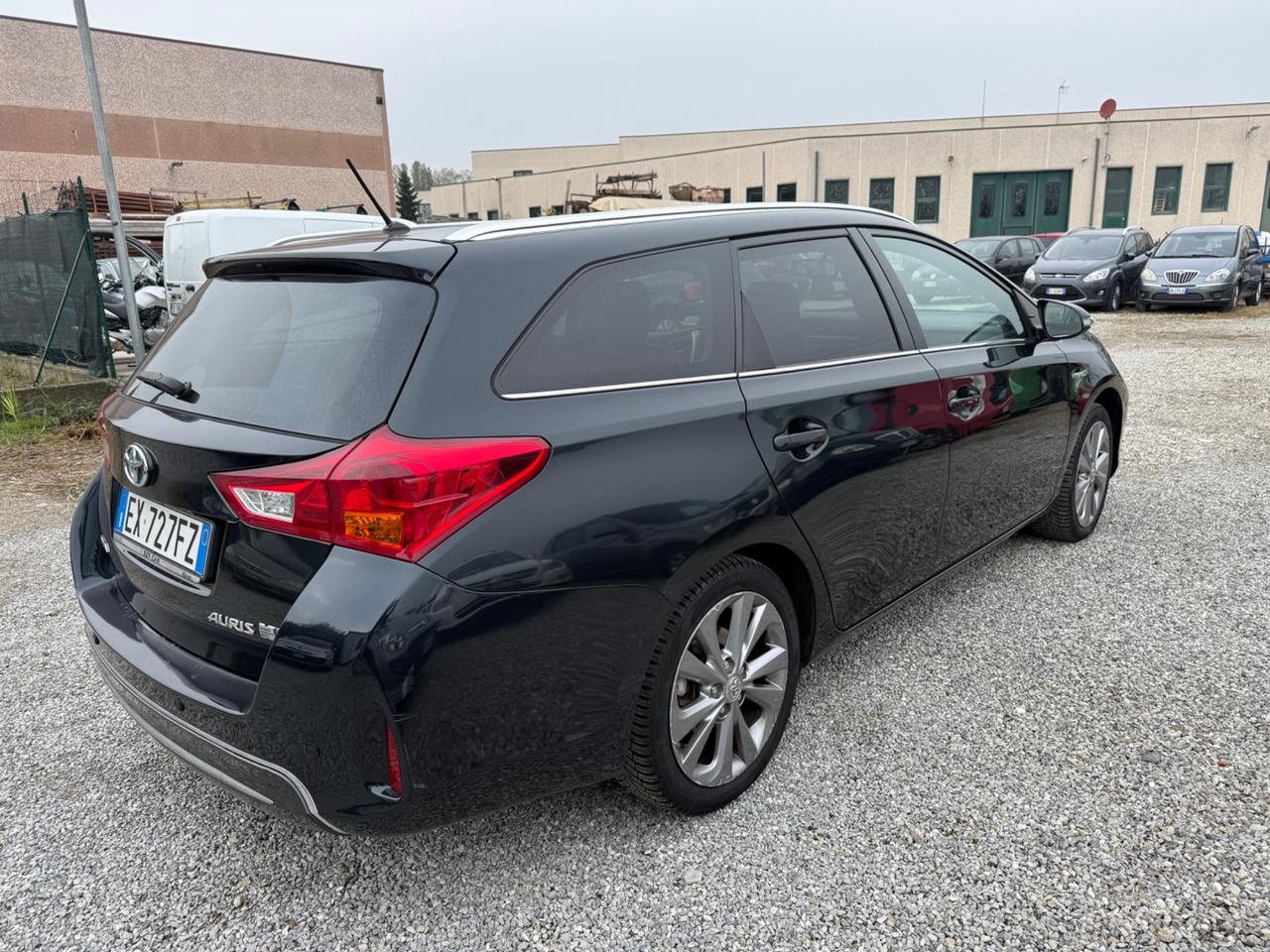 Toyota Auris Touring Sports 1.8 Hybrid Business Pack