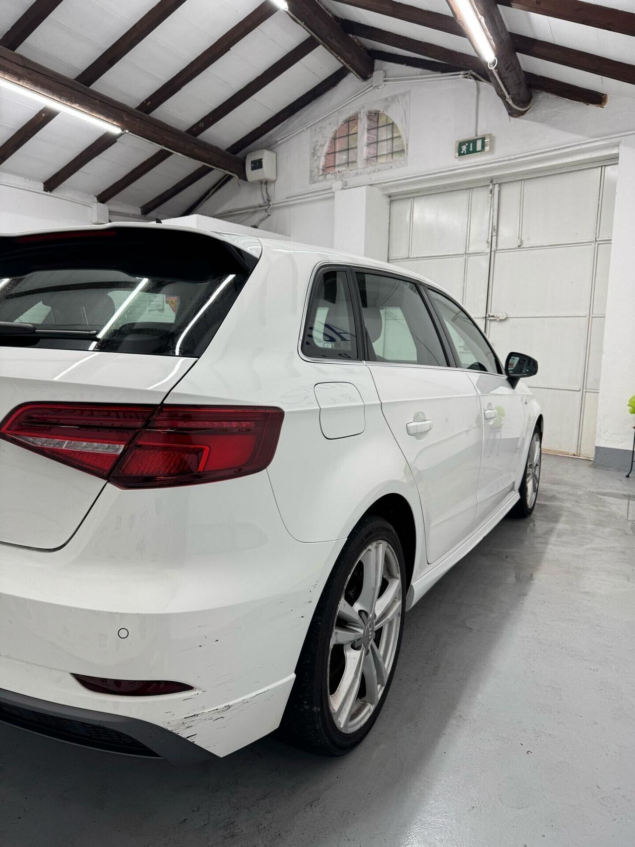 Audi A3 SPB 30 TDI Admired