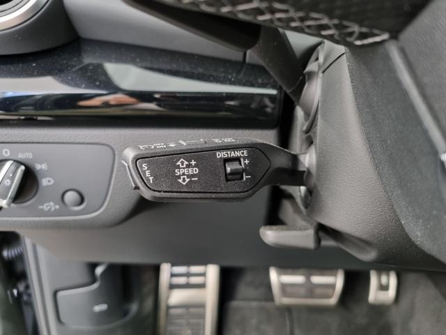 AUDI Q5 40 TDI 204 CV quattro Identity Black SLINE STRONIC