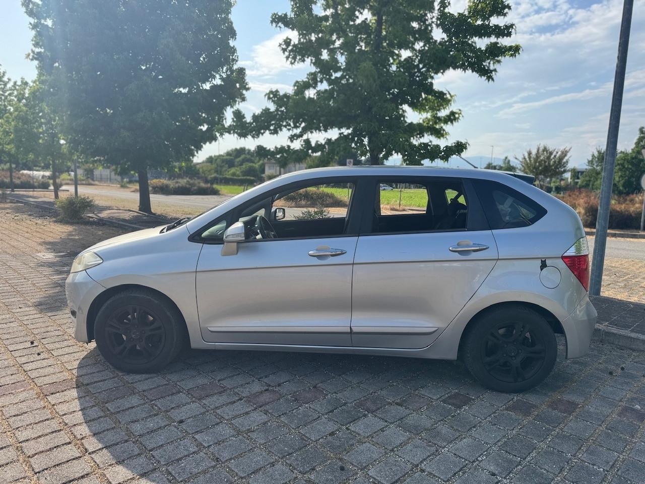 Honda FR-V 2.0 16V i-VTEC Executive LH