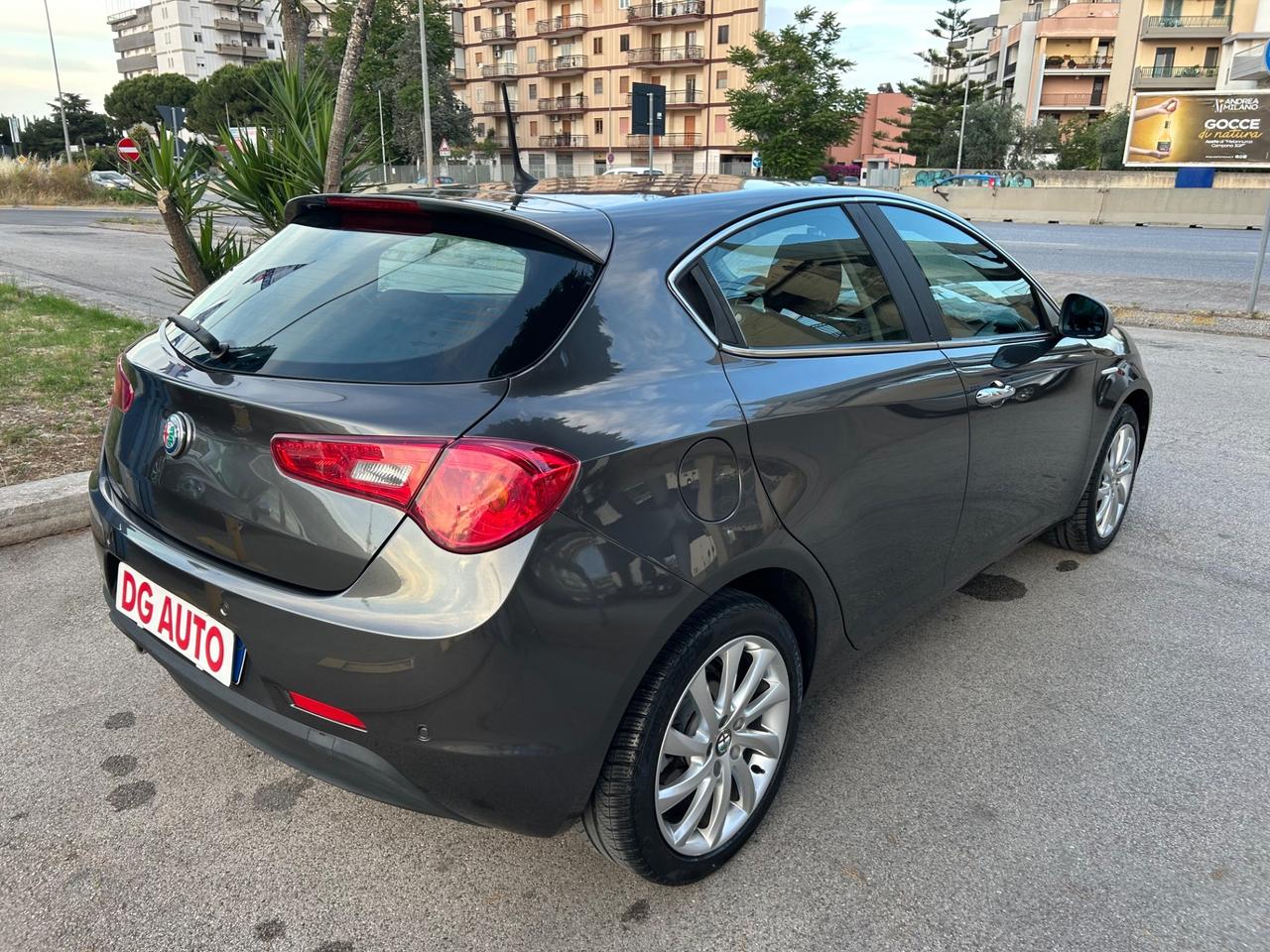Alfa Romeo Giulietta 1.6 JTDm-2 120 CV 2015
