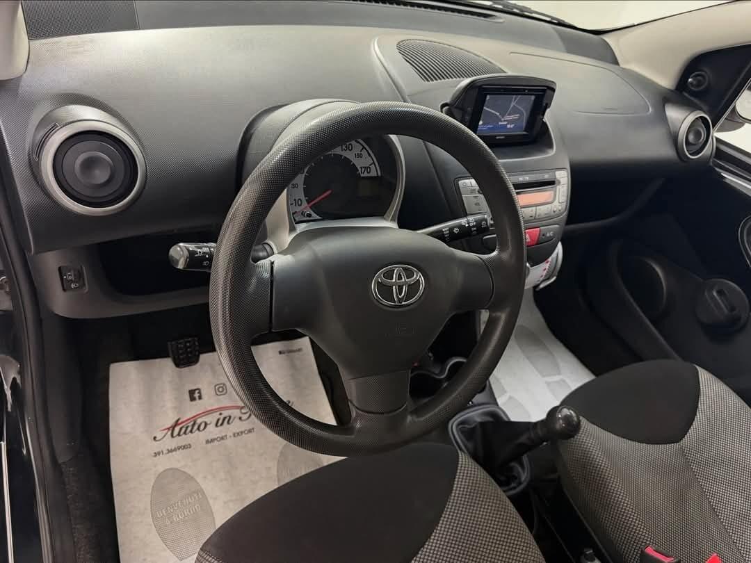 TOYOTA AYGO X,NAVI,5 PORTE,OTTIMA PER NEOPATENTATI