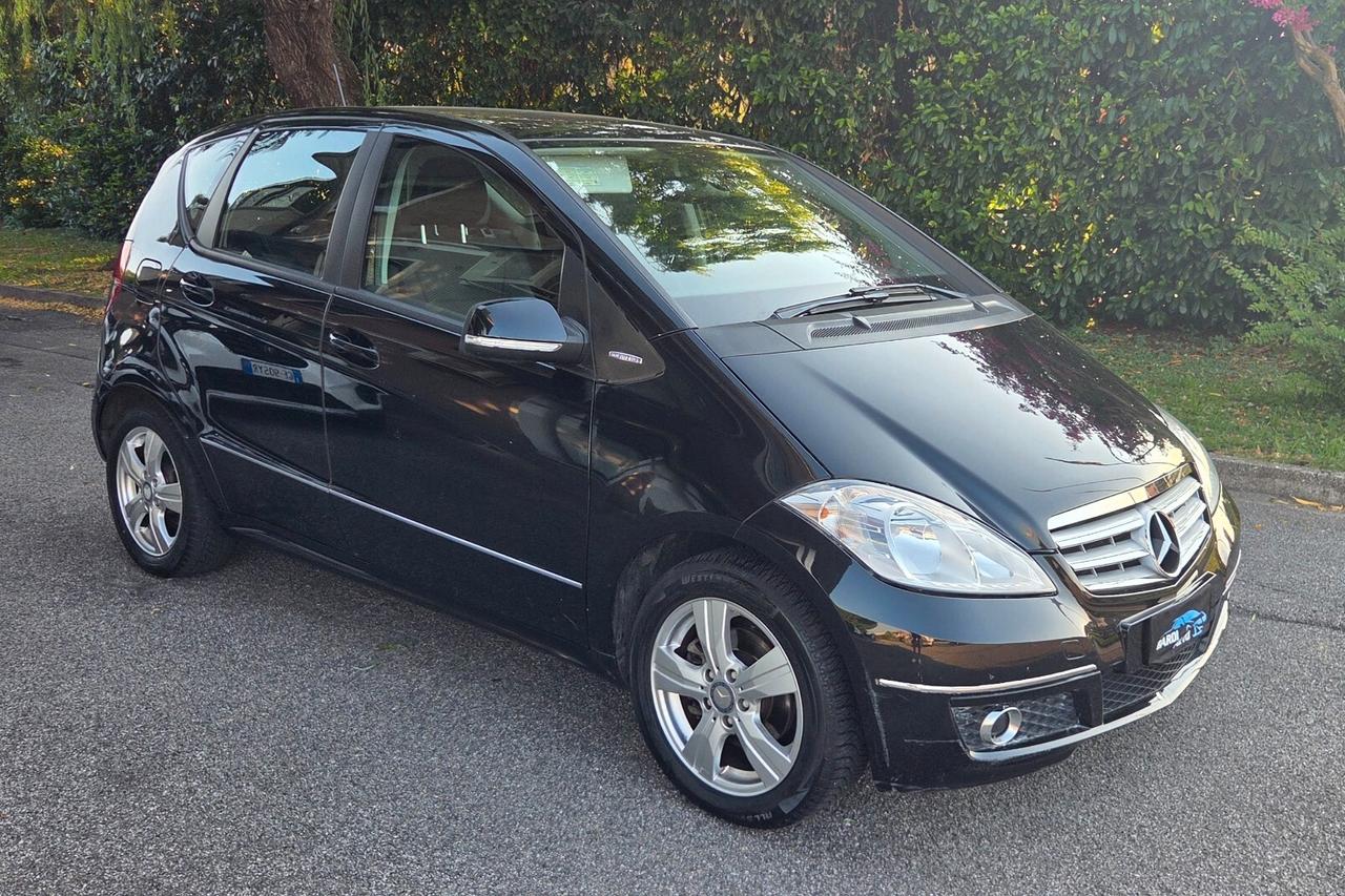 Mercedes-benz A 180 BlueEFFICIENCY Avantgarde