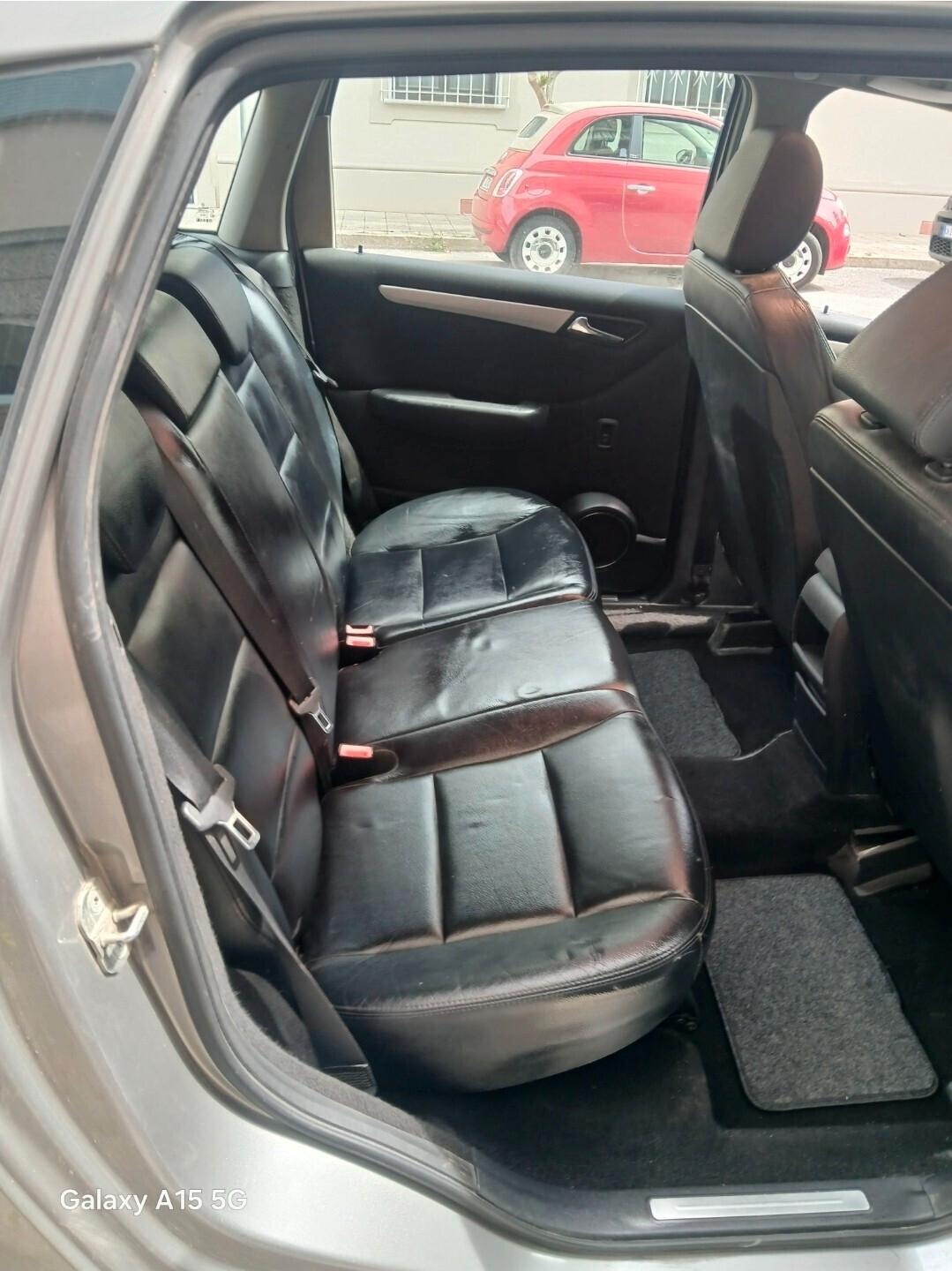 Mercedes-benz B 200 b200 diesel cambio automatico - permute
