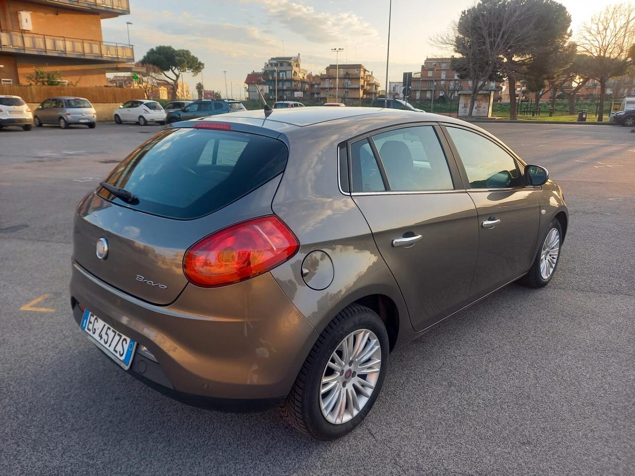 FIAT BRAVO 1.6 DIESEL EURO5 NEOPATENTATI