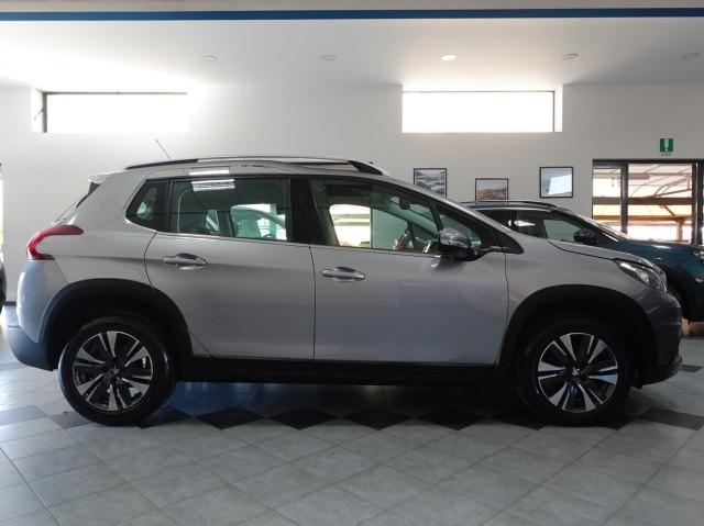 Peugeot 2008 1.5 BlueHDI 102 CV ALLURE