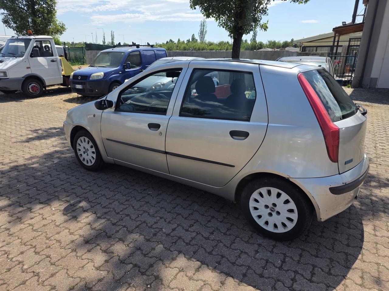 Fiat Punto 1.2i 16V cat 5 porte ELX