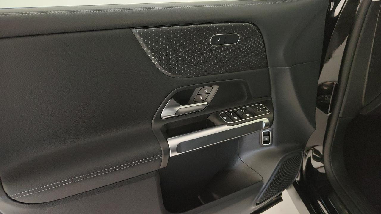 Mercedes-Benz GLB 180 d Progressive Advanced auto