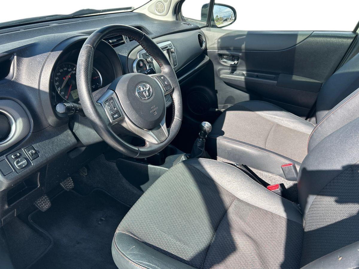 TOYOTA Yaris III 2011 - Yaris 5p 1.3 Lounge