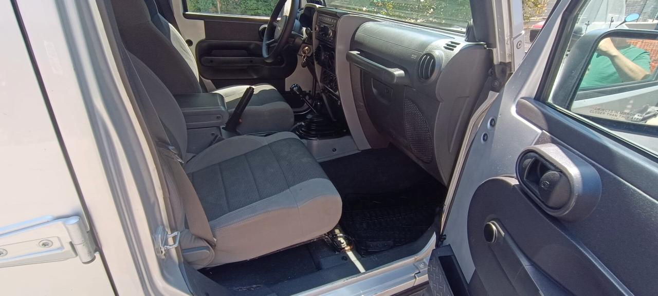 Jeep Wrangler Unlimited 2.8 CRD Sport Auto