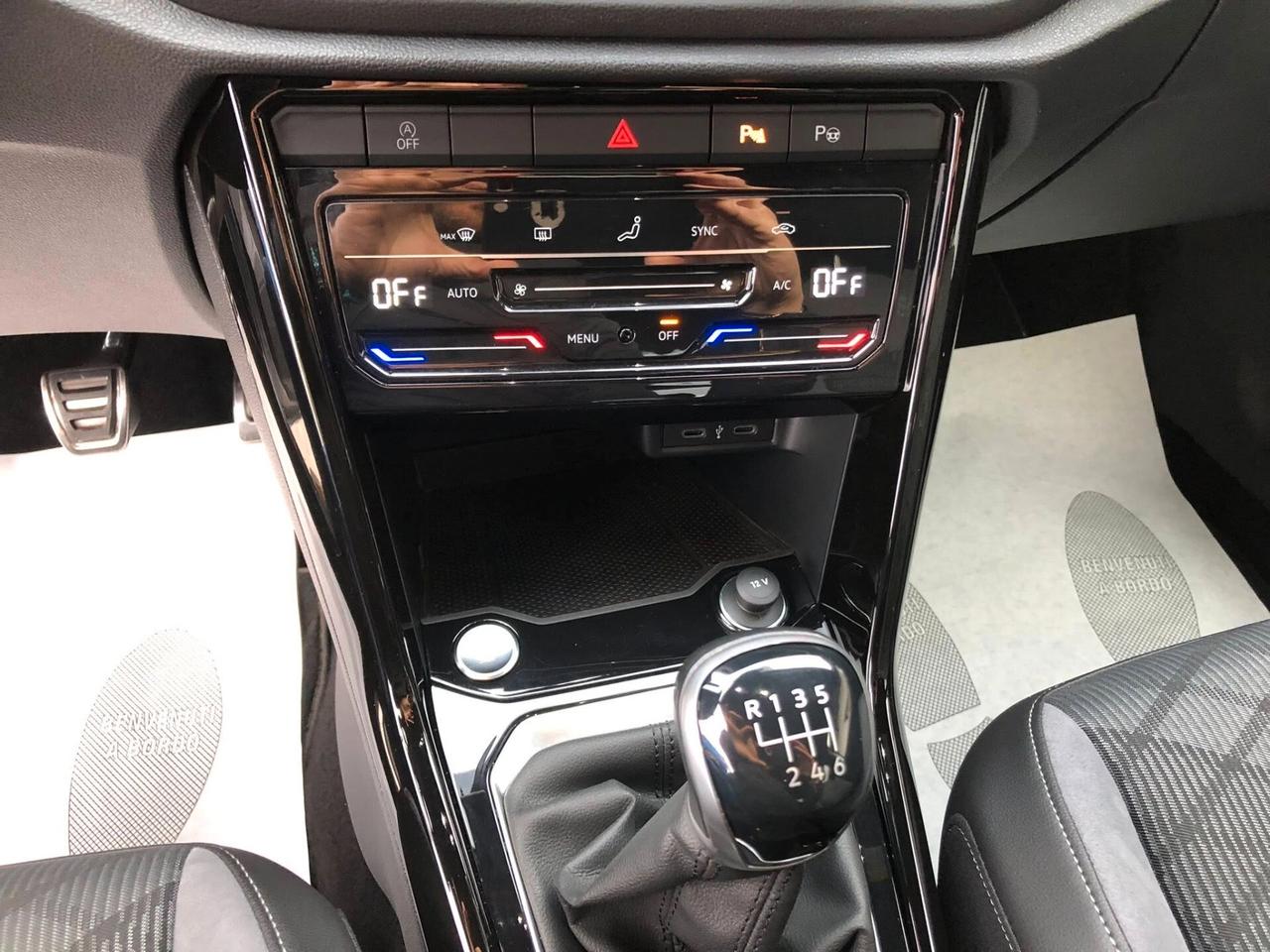 Volkswagen T-Roc 2.0 TDI R-Line SPORT 2023