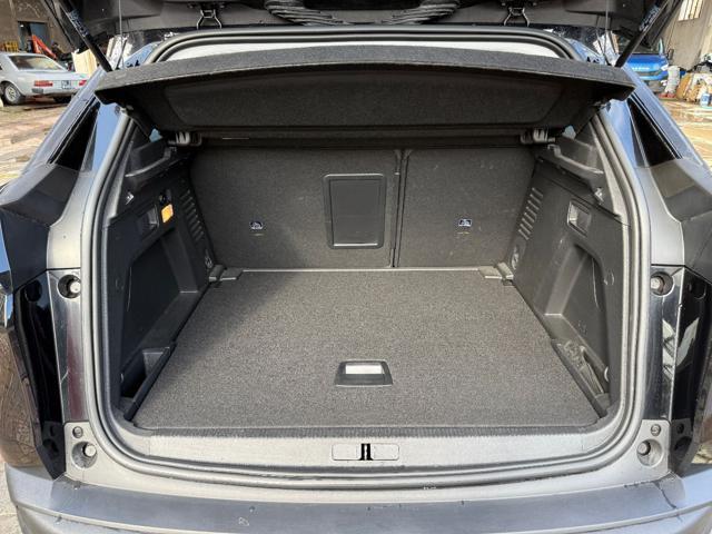 PEUGEOT 3008 BlueHDi 130 S&S EAT8 Active Business
