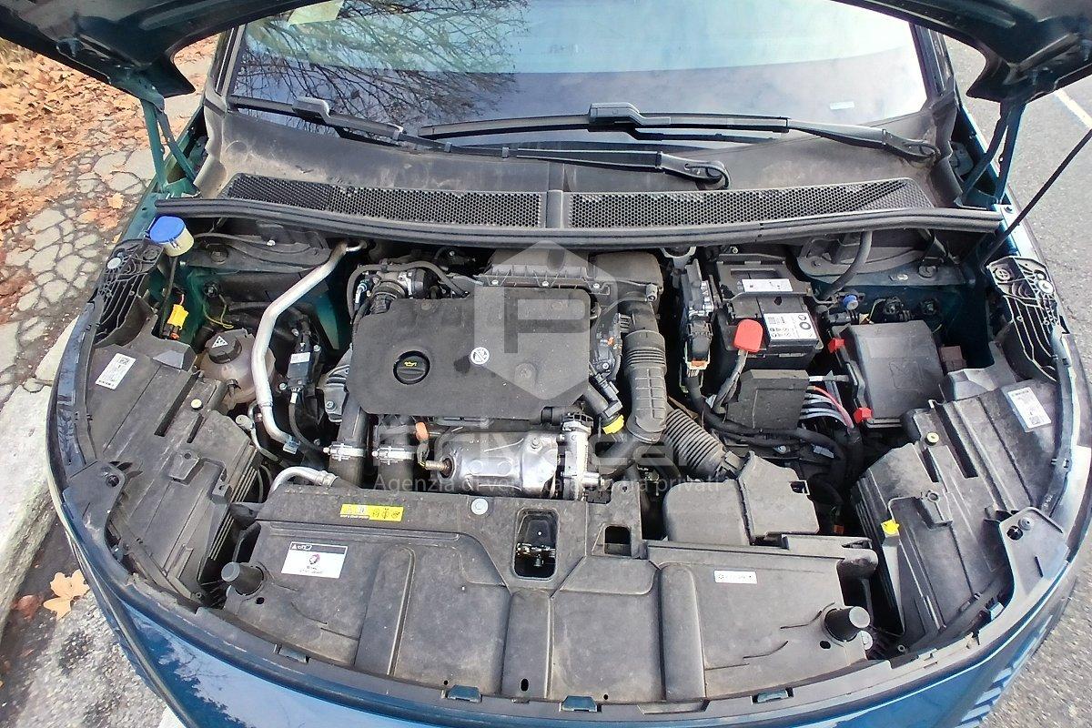 PEUGEOT 5008 BlueHDi 130 S&S EAT8 GT