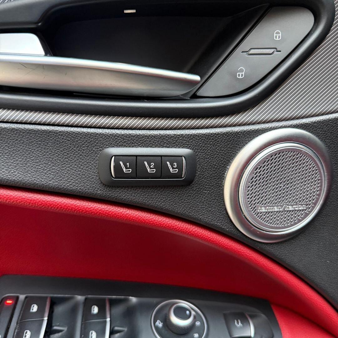 Alfa Romeo Stelvio 2.0 Turbo 280 CV Competizione