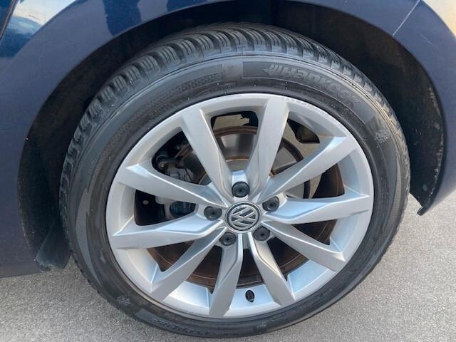 Volkswagen Golf 2.0 TDI 5p. Highline BlueMotion Technology Executive