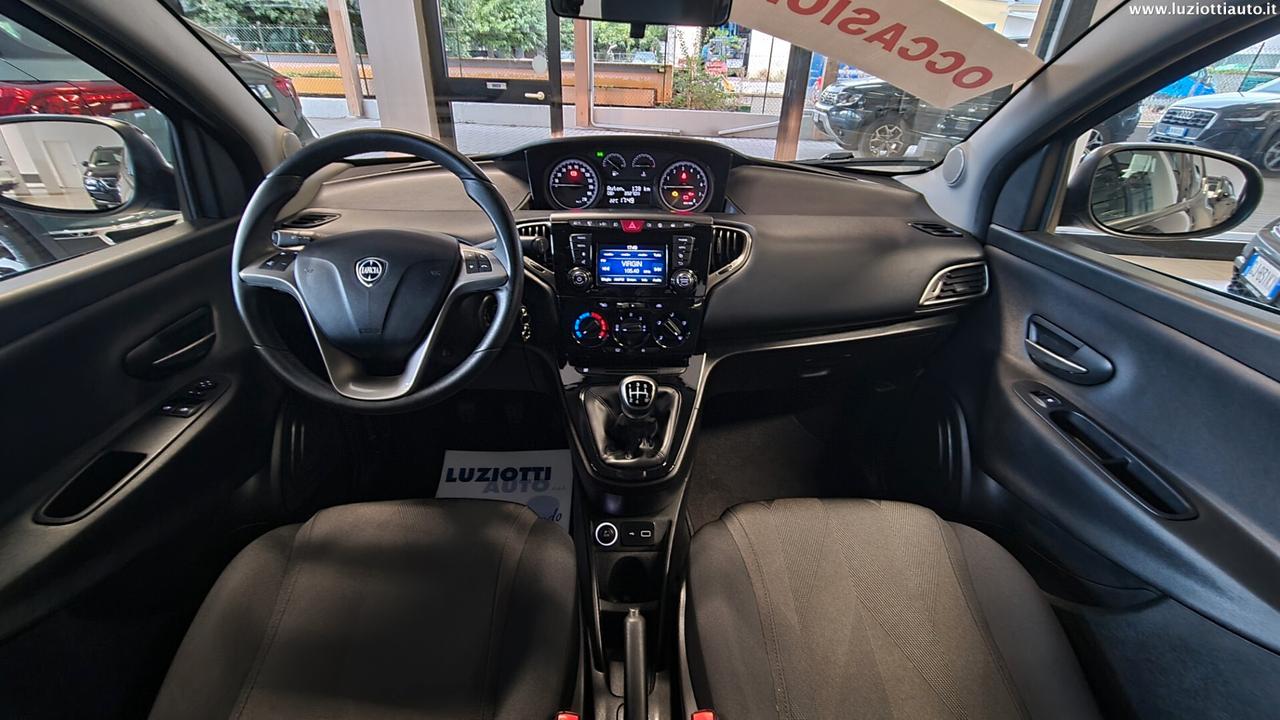 Lancia Ypsilon 1.2 GOLD