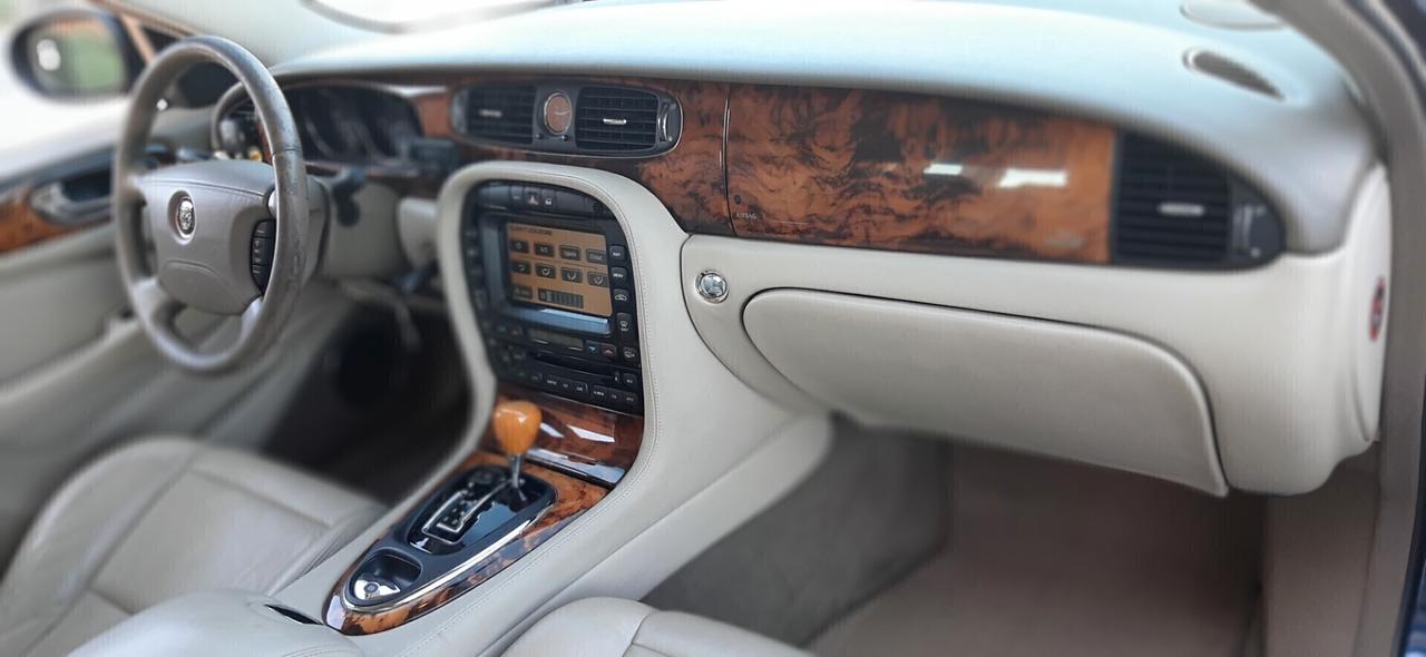 JAGUAR XJ XJ8 3.5 V8