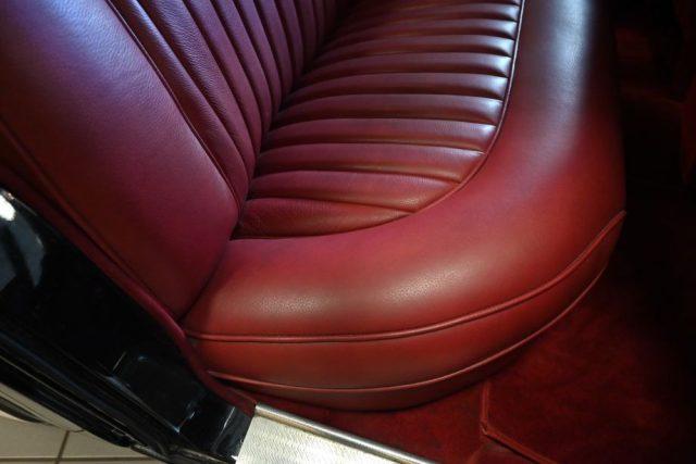 DAIMLER Sovereign 2.5 V8 AUTO GUIDA A DESTRA PERFETTA ITALIANA NUOVA