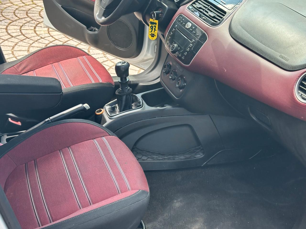 FIAT PUNTO 1.2 EVO BENZINA IDONEA PER NEOPATENTATI BELLISSIMA UNIPROPRIETARIO PERMUTABILE