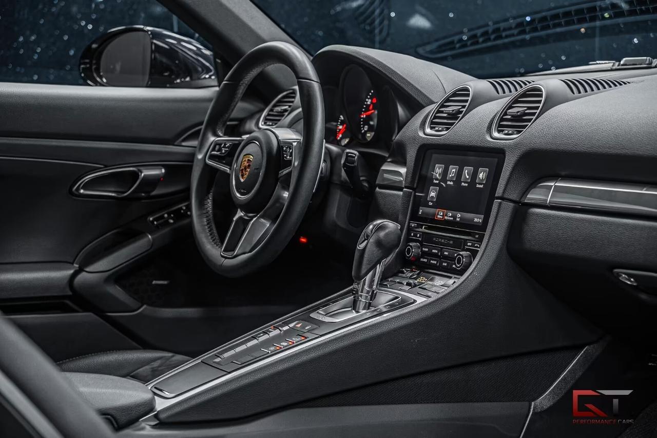 Porsche 718 Boxster 2.0 SPORT PDK