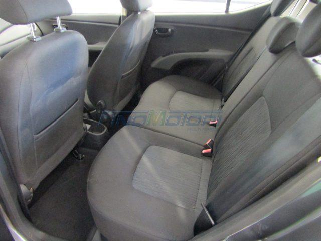 HYUNDAI i10 1.1 12V 69 CV NEOPATENTATI