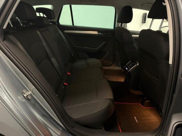 SKODA Superb 1.6 TDI Wagon Executive