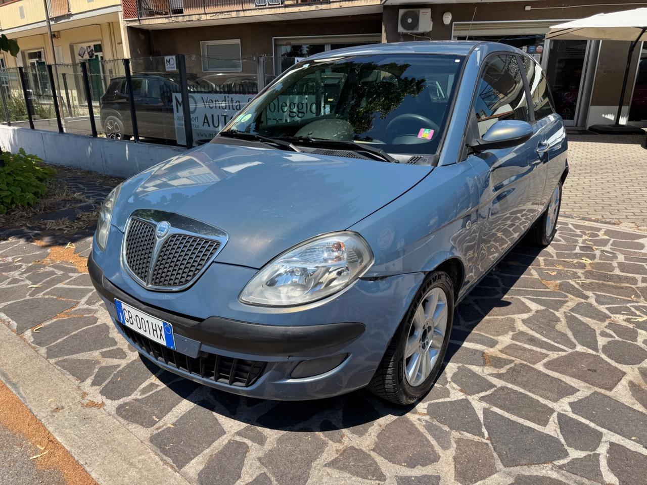 Lancia Ypsilon 1.4 16V Platino