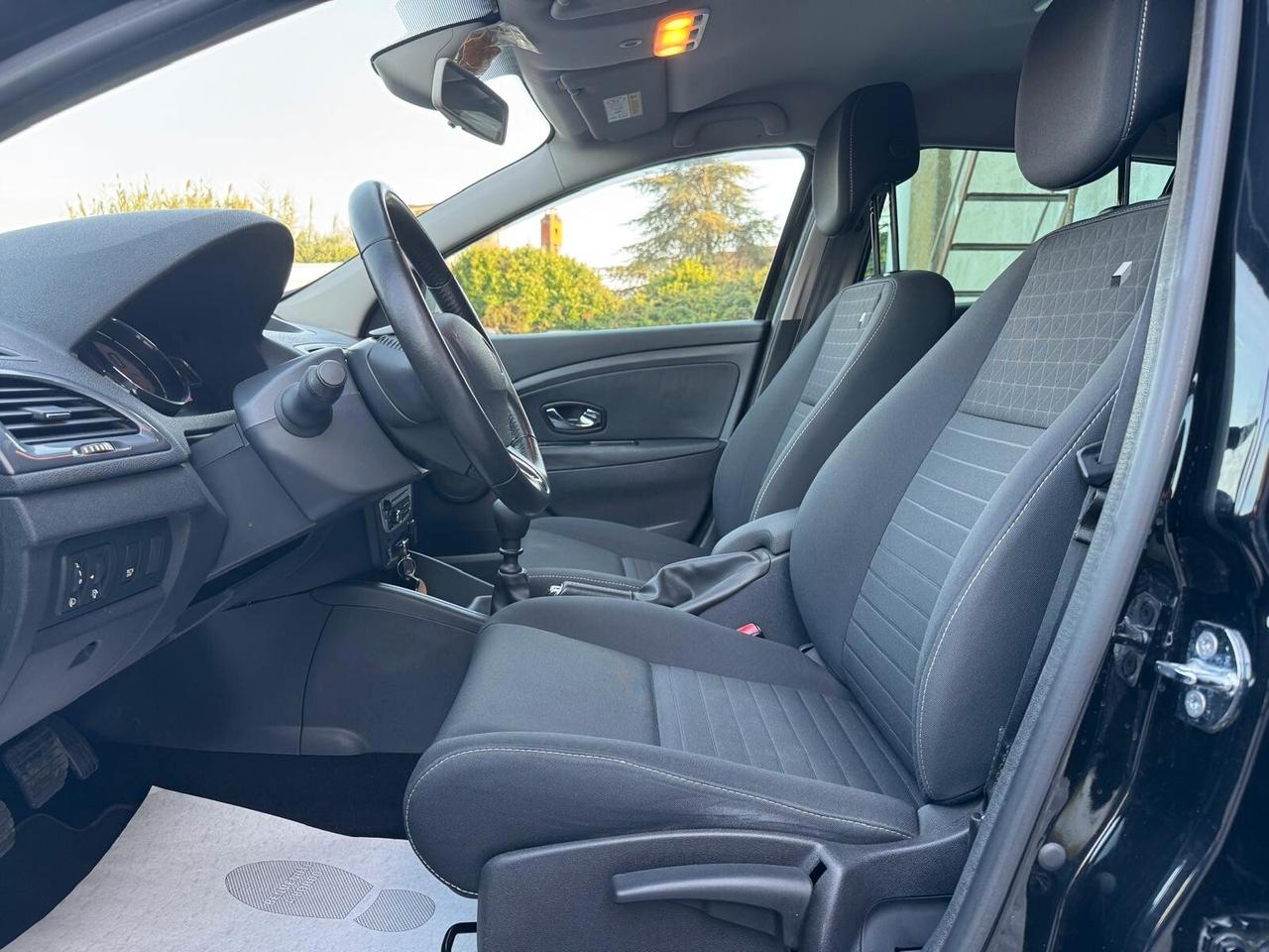 Renault Megane Mégane 1.5 dCi 110CV Start&Stop ESM SporTour Energy GT Line