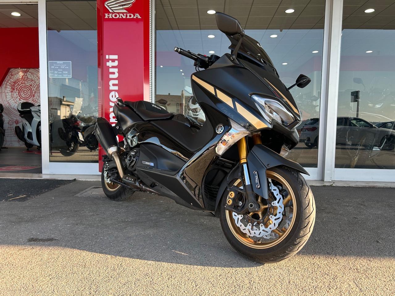 Yamaha TMAX 530 SX