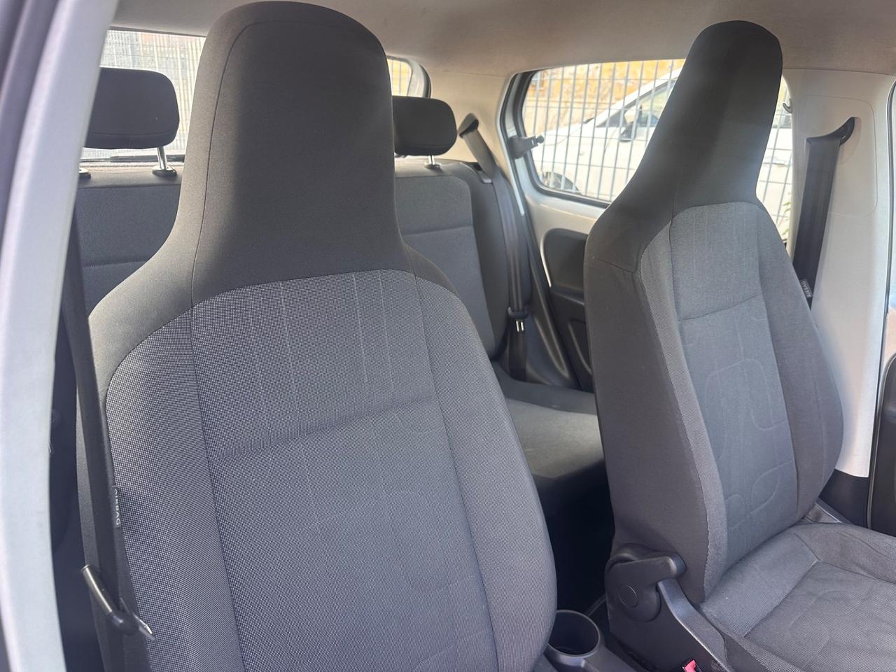 Volkswagen up! 1.0 5p. move