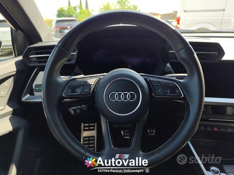 Audi A3 Sportback 35 2.0 tdi S line Edition s...