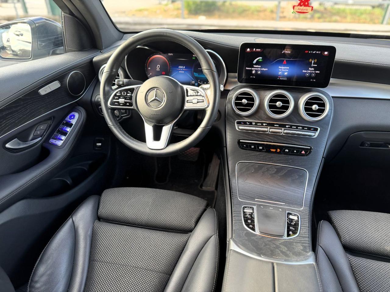 MERCEDES-BENZ GLC 300 d 4Matic Coupé Premium AMG 245cv