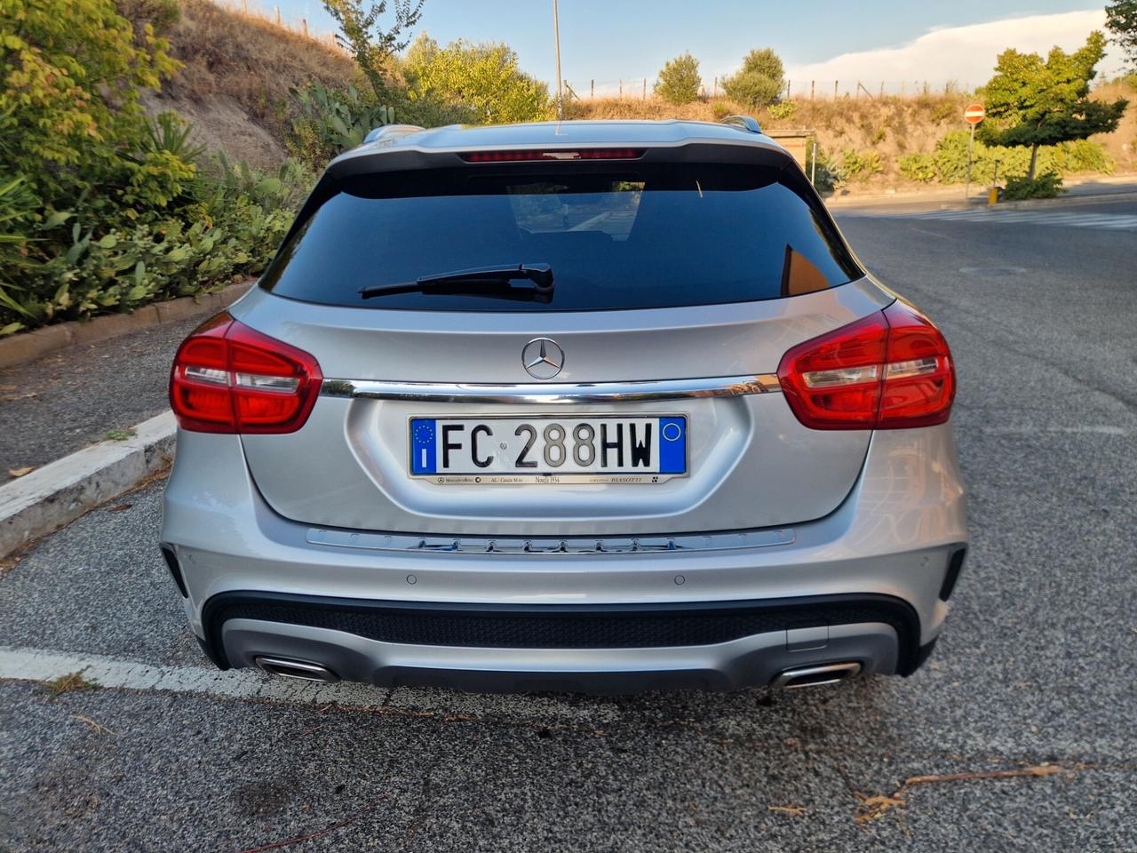 Mercedes-benz GLA 220 d Automatic Premium 106 mila km