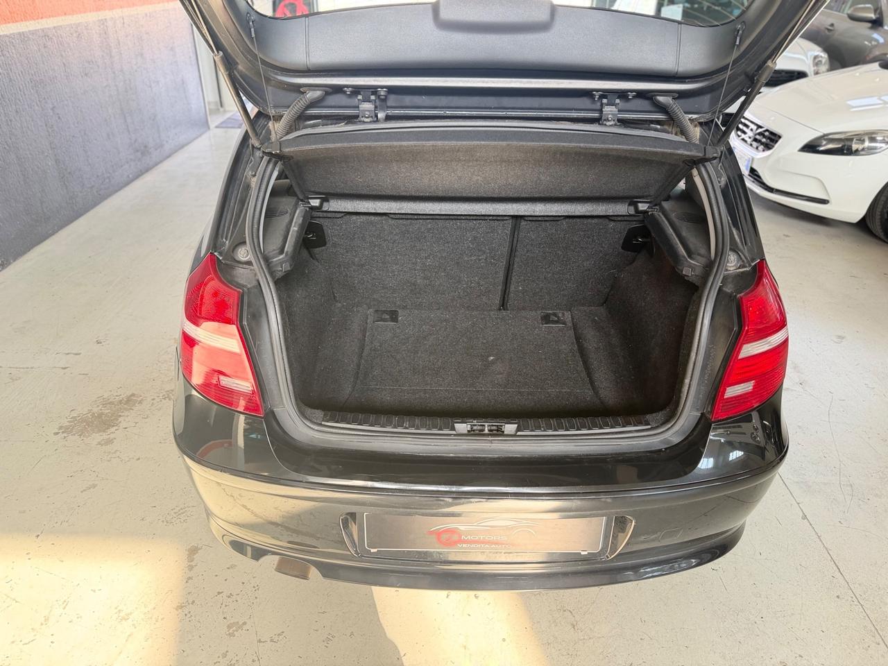 Bmw 118 118d 2.0 143CV cat 5 porte Attiva NEOPATENTATI