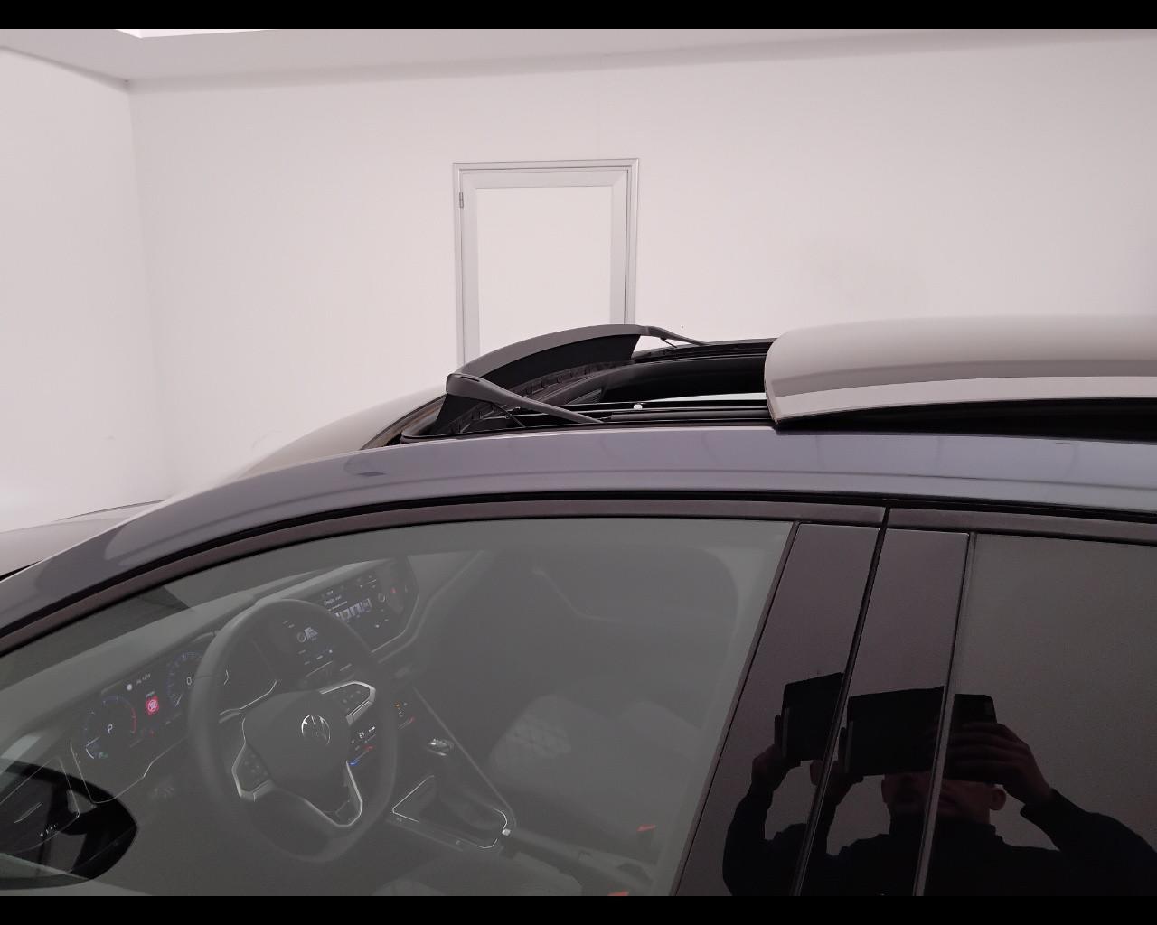 VOLKSWAGEN Taigo - Taigo 1.0 tsi R-Line 115cv dsg