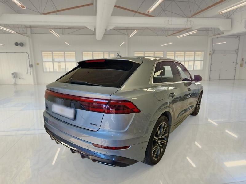 AUDI Q8 45 TDI MHEV 170KW QUATTRO TIPTRONIC S LINE EDITION SUV