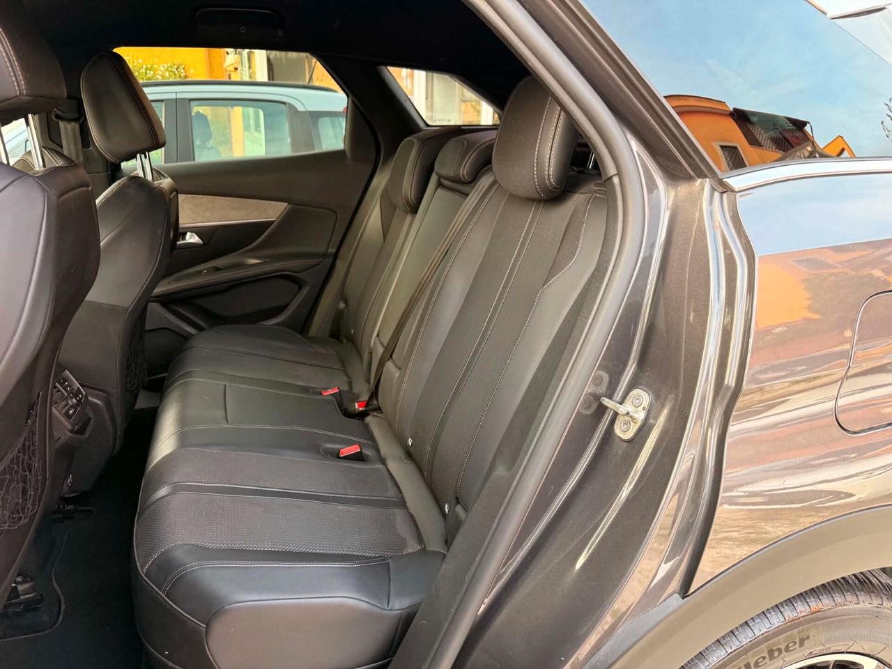 Peugeot 3008 1.6 e-EAT8 180cv GT Pack Benz/Ibrida