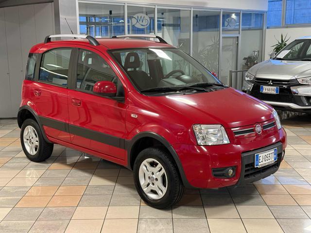 FIAT Panda 1.3 MJT 16V DPF 4x4 Climbing