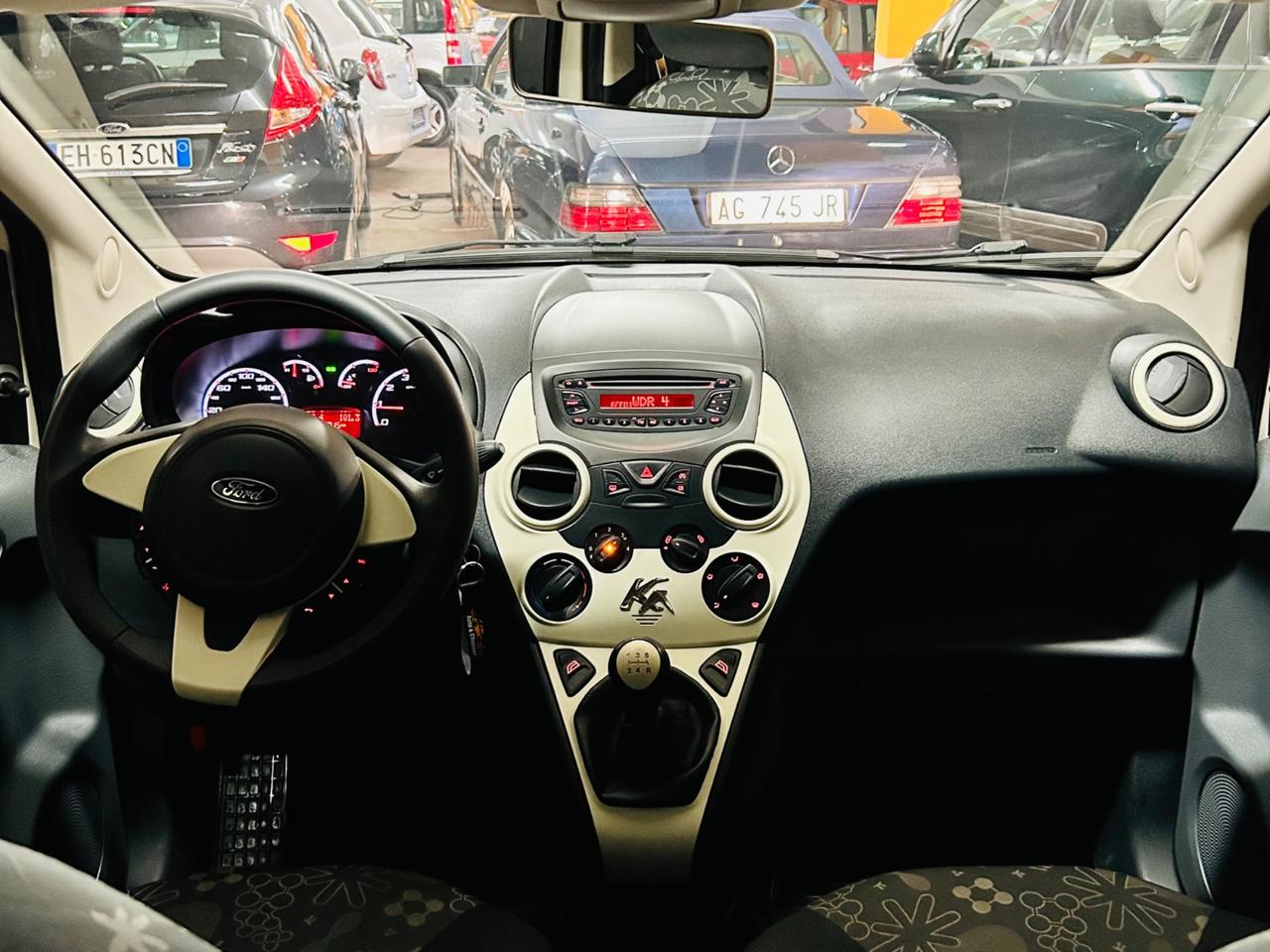 FORD KA 1.2 CON SOLI 32.011 KM IN CONDIZIONI DA VETRINA.