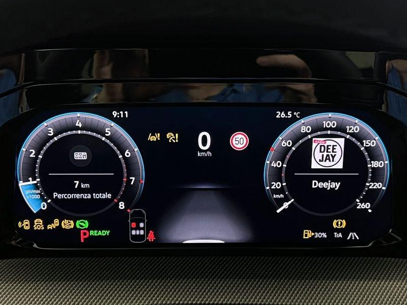 Volkswagen Golf Golf 1.5 etsi R-Line Plus 150cv dsg