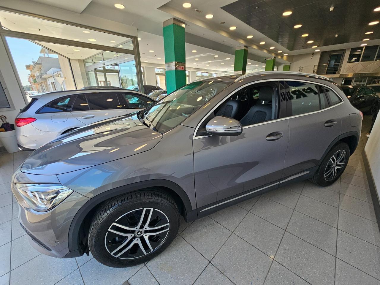 MERCEDES-BENZ GLA 200 d Automatic Sport Plus