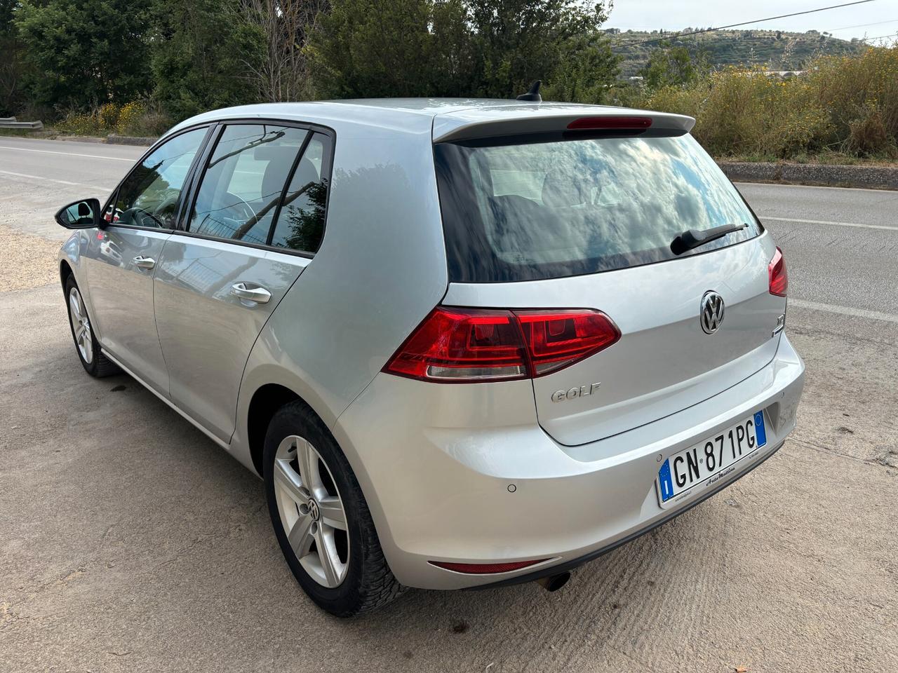 Volkswagen Golf 1.6 TDI 105 Cv 5p. Highline BMT - 2014